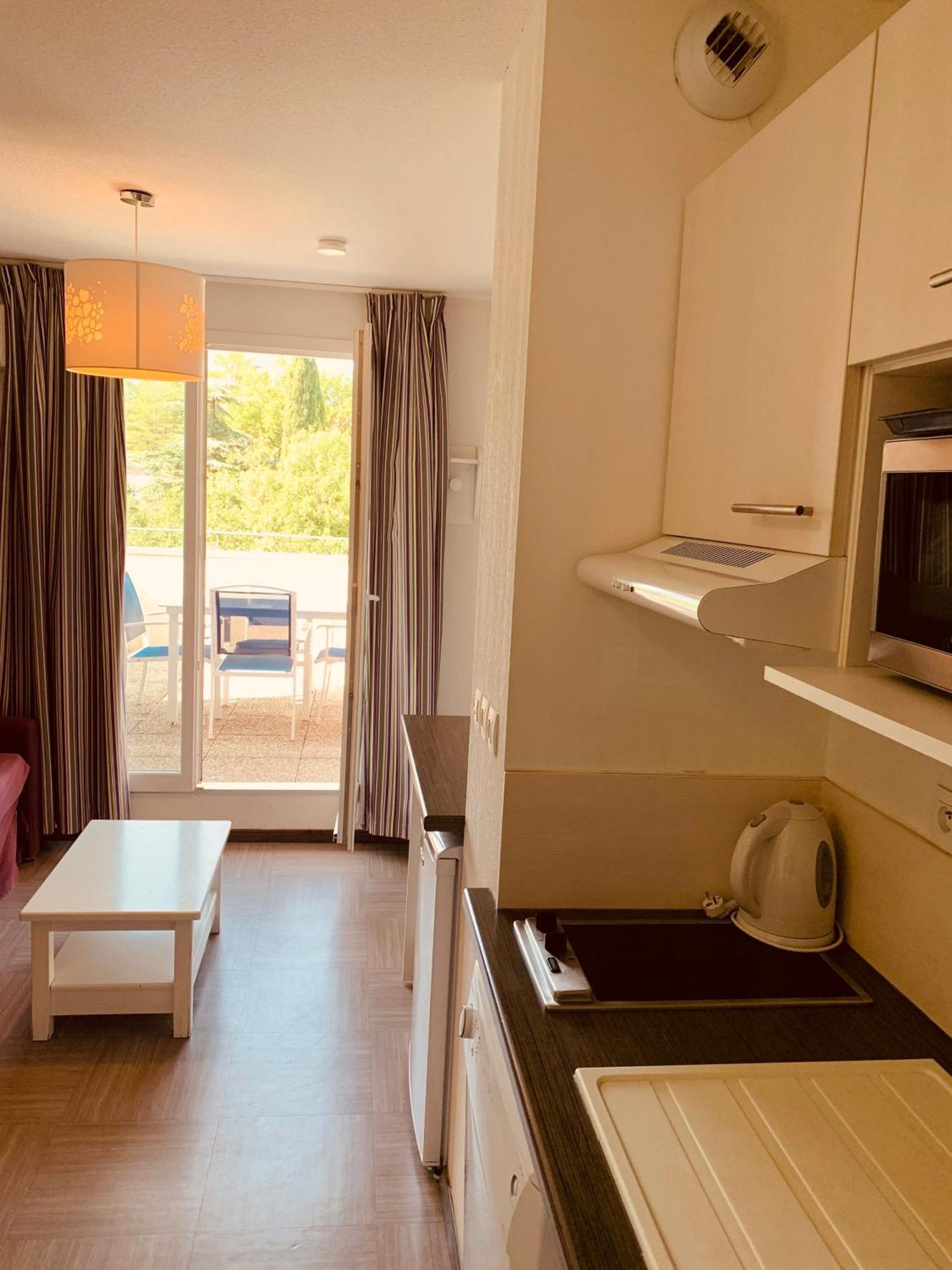 Terres De France - Residence Cote Provence Gréoux-les-Bains Eksteriør billede